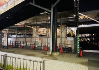 横浜市港南区　2階連絡通路修繕工事