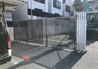 東京都新宿区　ゲート設置工事