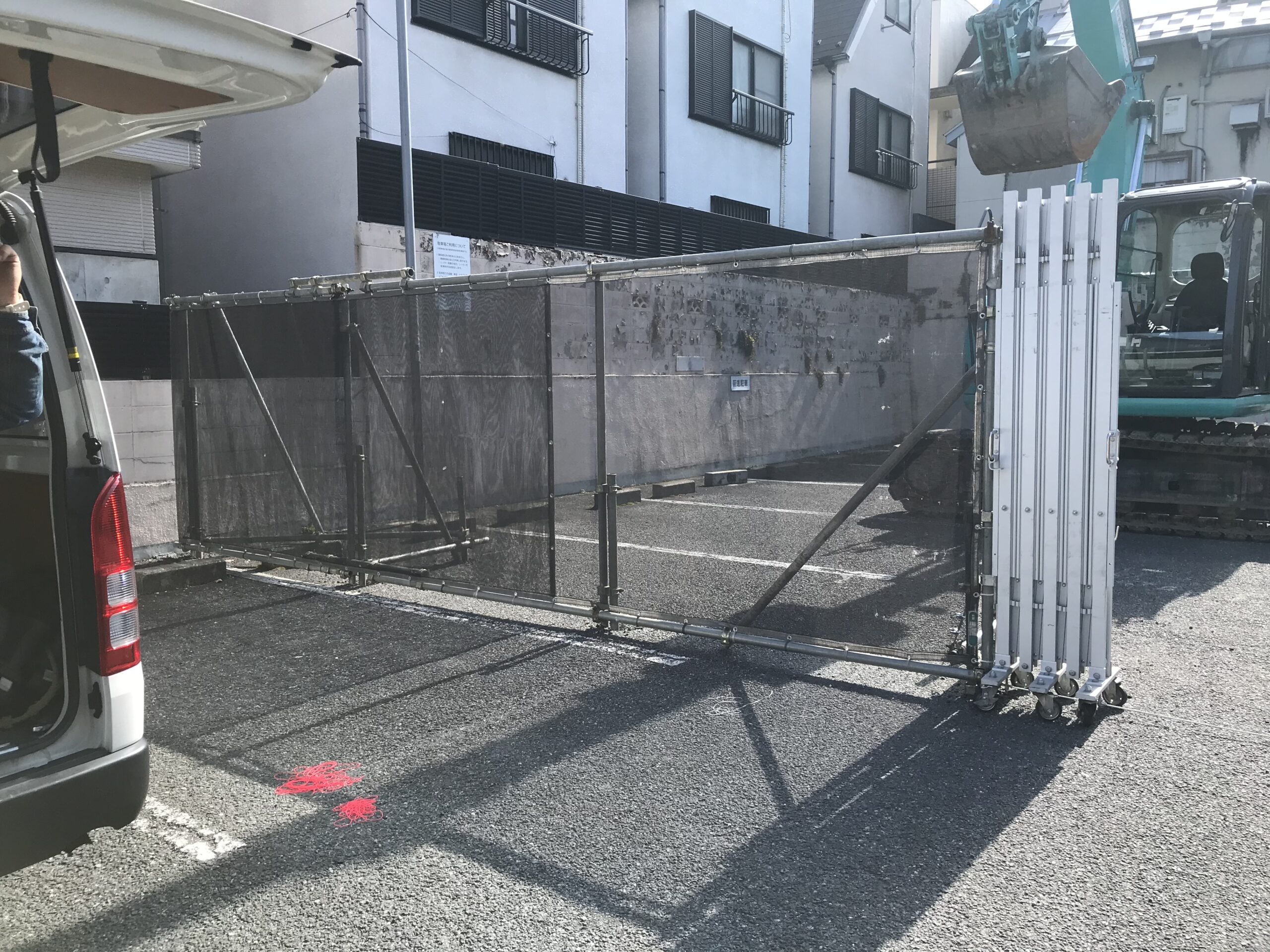 東京都新宿区　ゲート設置工事